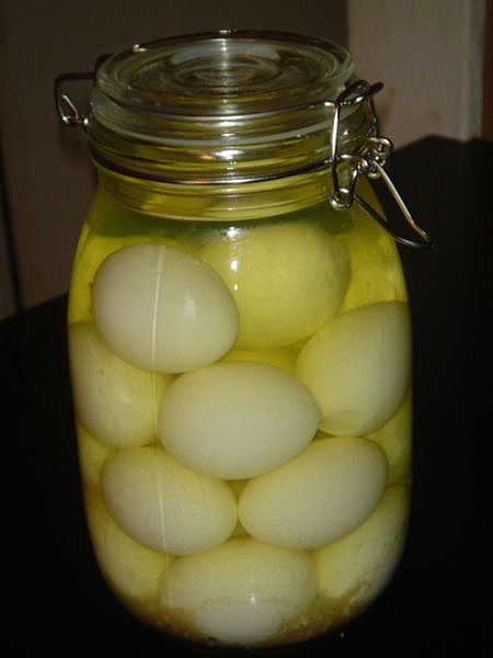 Мариновани яйца 2 мариновани яйца
