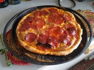 Италианска пица на LAVA чугунено плато 29 IMG 20170618 153500212