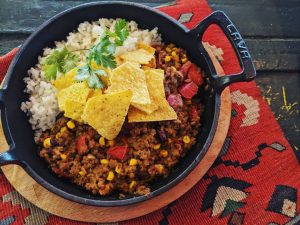 mih Чили с мляно телешко